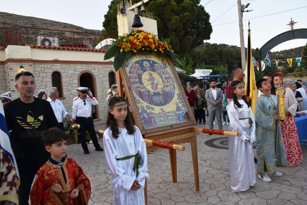 Δεκάδες πιστοί στις εκδηλώσεις του Ι.Ν. Αγίου Νεκταρίου Άνω Λιοσίων