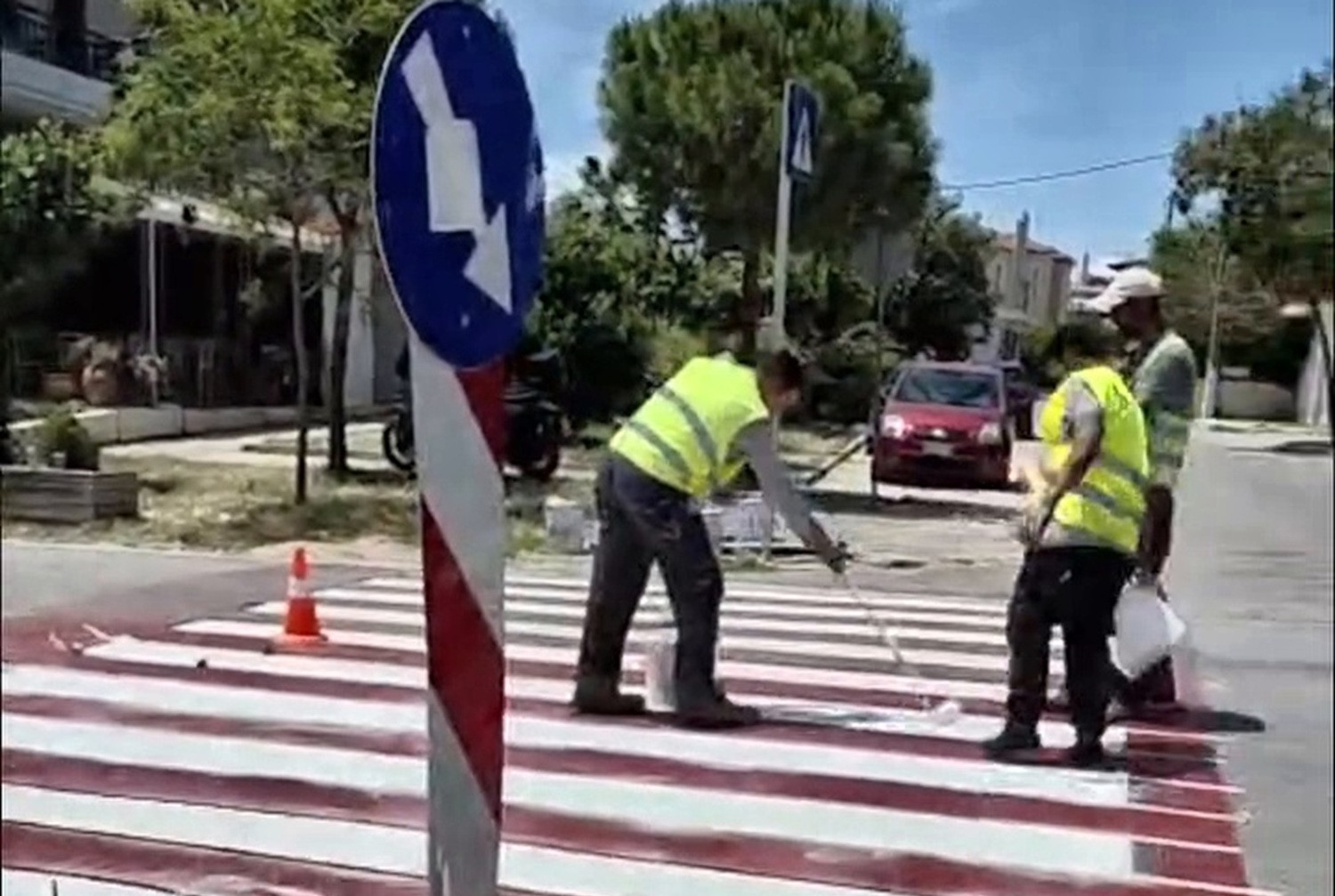 Αχαρνές: 19 «έξυπνες διαβάσεις» σε γειτονιές της πόλης – Από τη Χαραυγή ξεκίνησαν οι εργασίες (βίντεο)