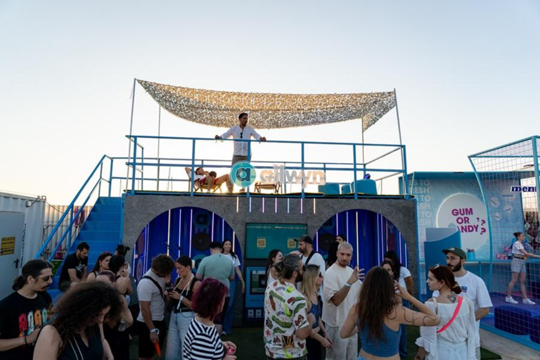 Το live των Ημισκούμπρια στο Release Athens Festival ένωσε διαφορετικές γενιές (vid.) – Πώς η Allwyn απογείωσε μια μαγική μουσική εμπειρία