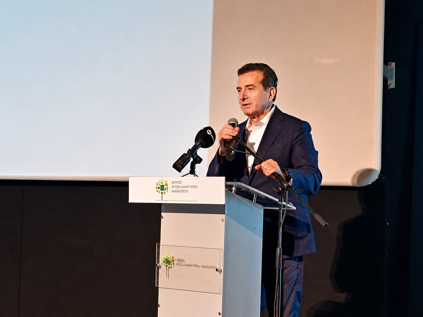 Μιχάλης Χρυσοχοΐδης: Τα είπε «έξω από τα δόντια» για τη χρόνια ανοχή και ατιμωρησία της παραβατικότητας «ευάλωτων ομάδων» – Η αναφορά στον Μάριο (βίντεο)